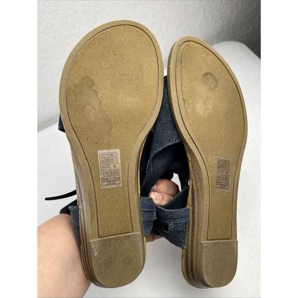Blowfish Canvas Sandals Women's‎ Size 6.5 Shoes Denim Upper - Picture 5 of 9